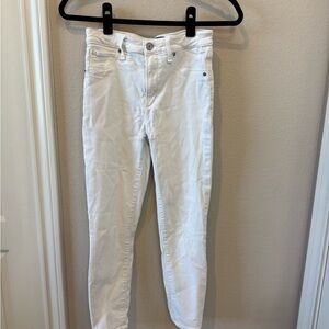 Abercrombie & Fitch Women's White Skinny Jeans